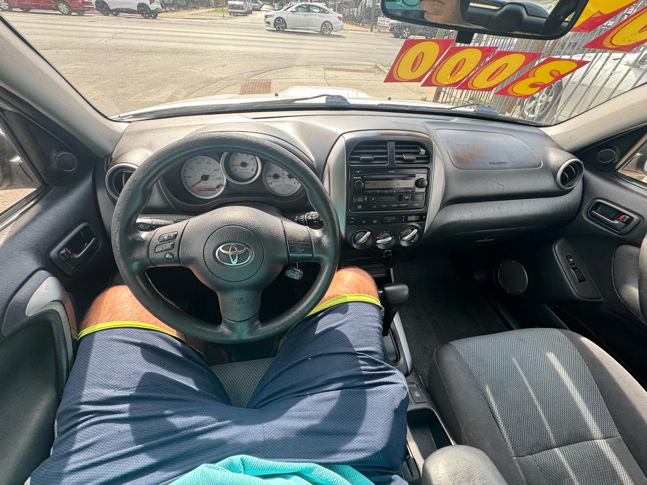 Toyota RAV4 FWD 4dr I4 Sport (Natl) 2004