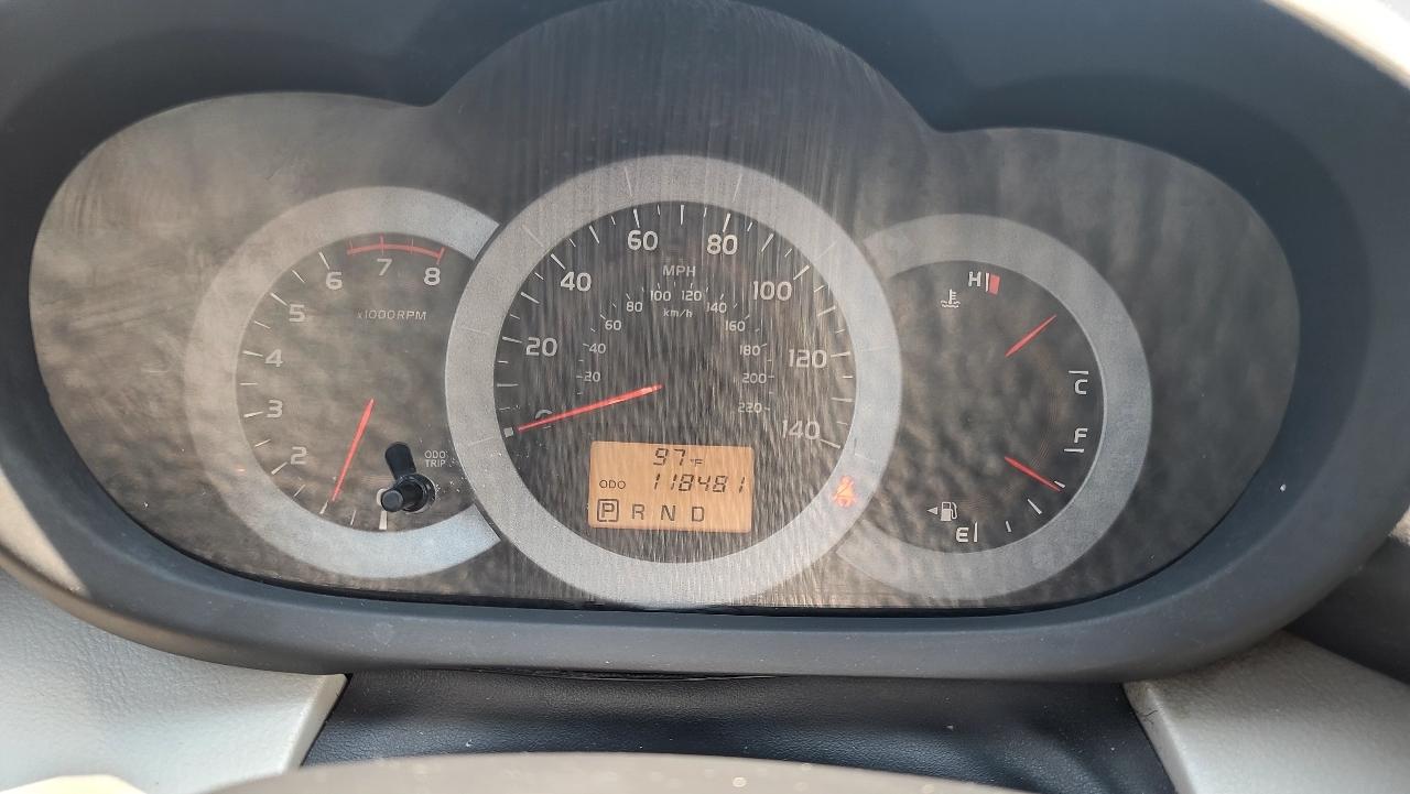 Toyota RAV4 Base I4 4WD 2010