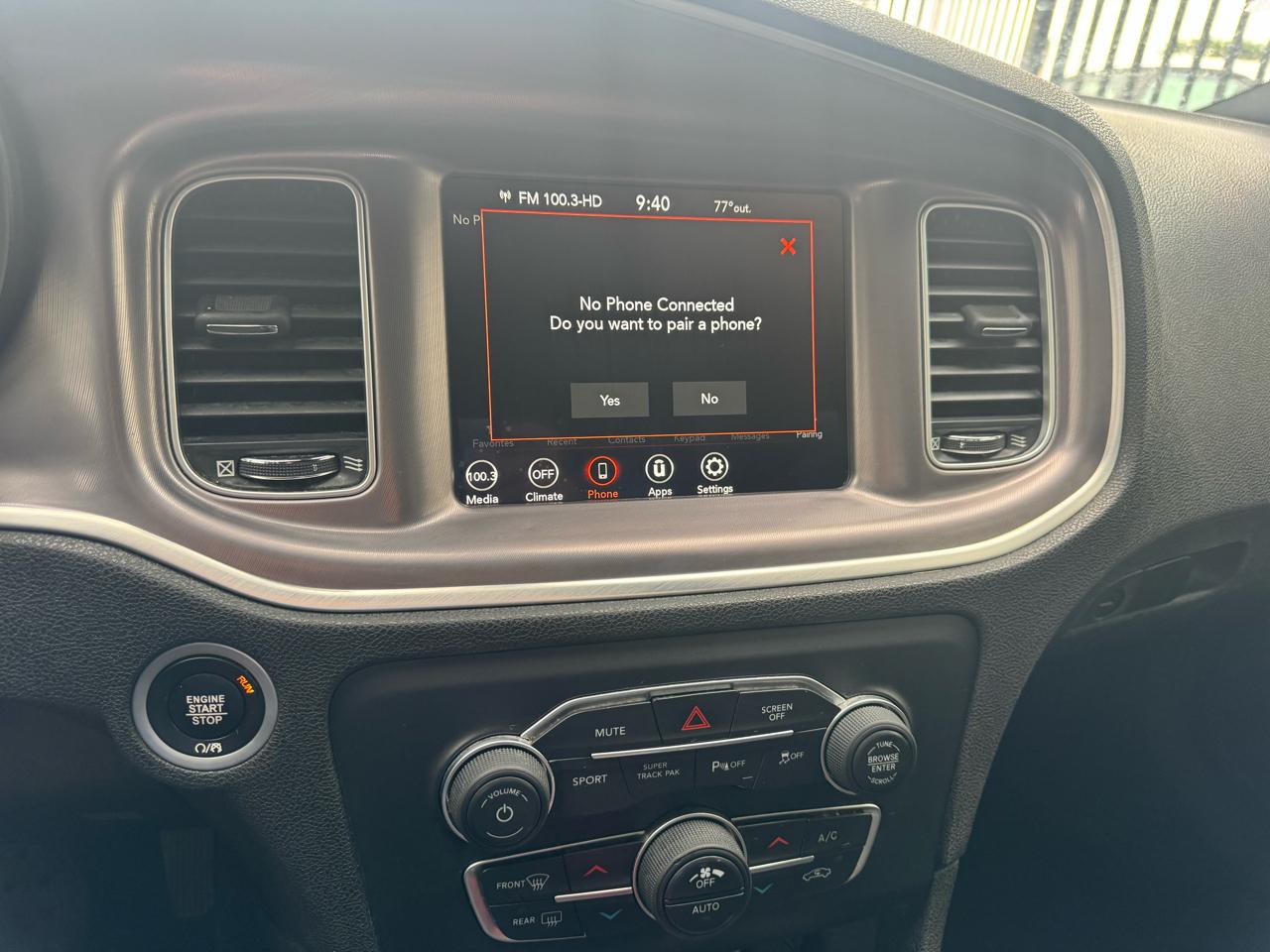 Dodge Charger SXT AWD 2022