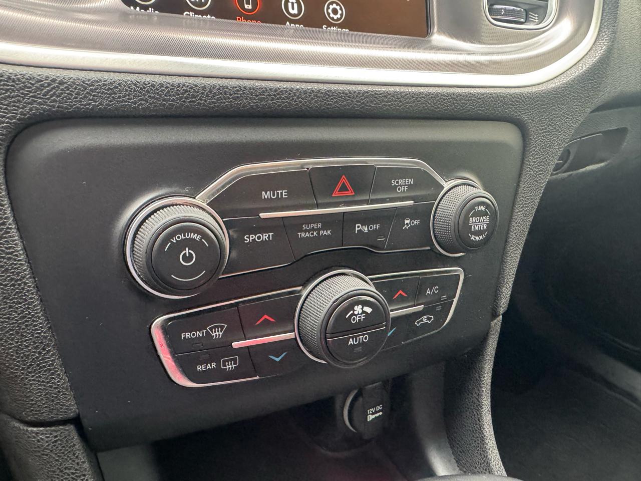 Dodge Charger SXT AWD 2022