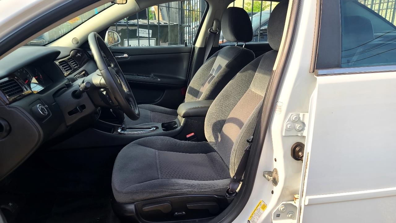 Chevrolet Impala LT (Fleet) 2012