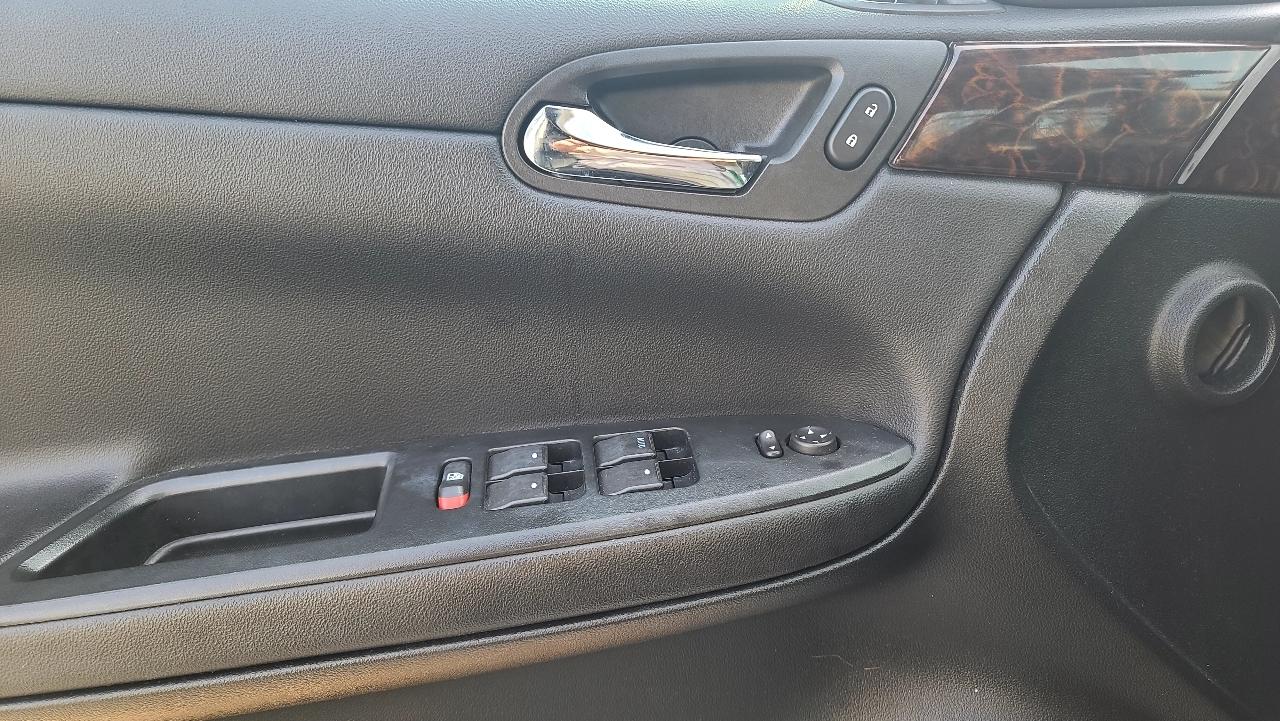 Chevrolet Impala LT (Fleet) 2012