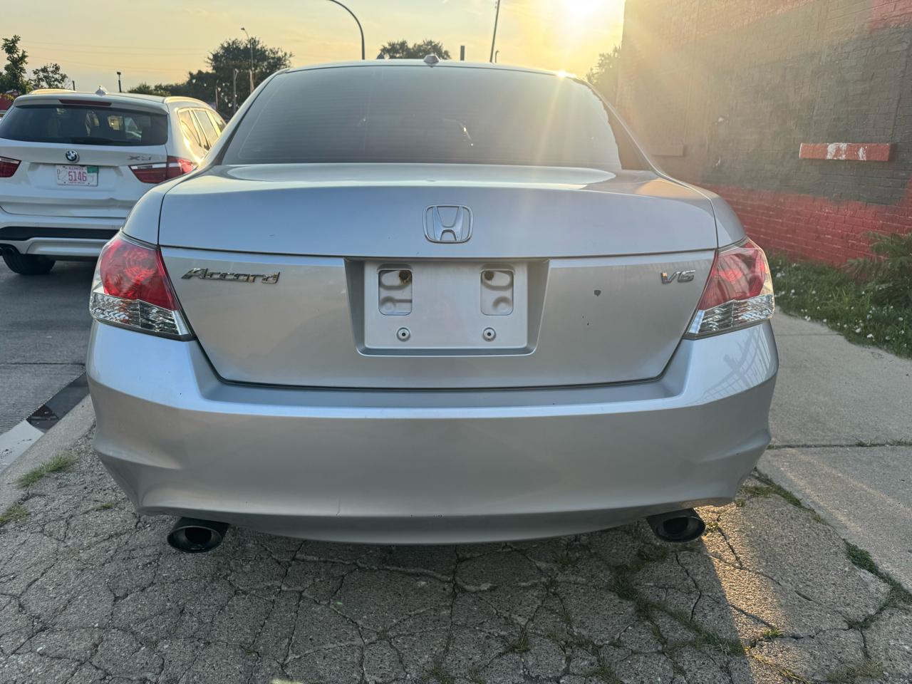 Honda Accord EX-L V-6 Sedan AT 2010