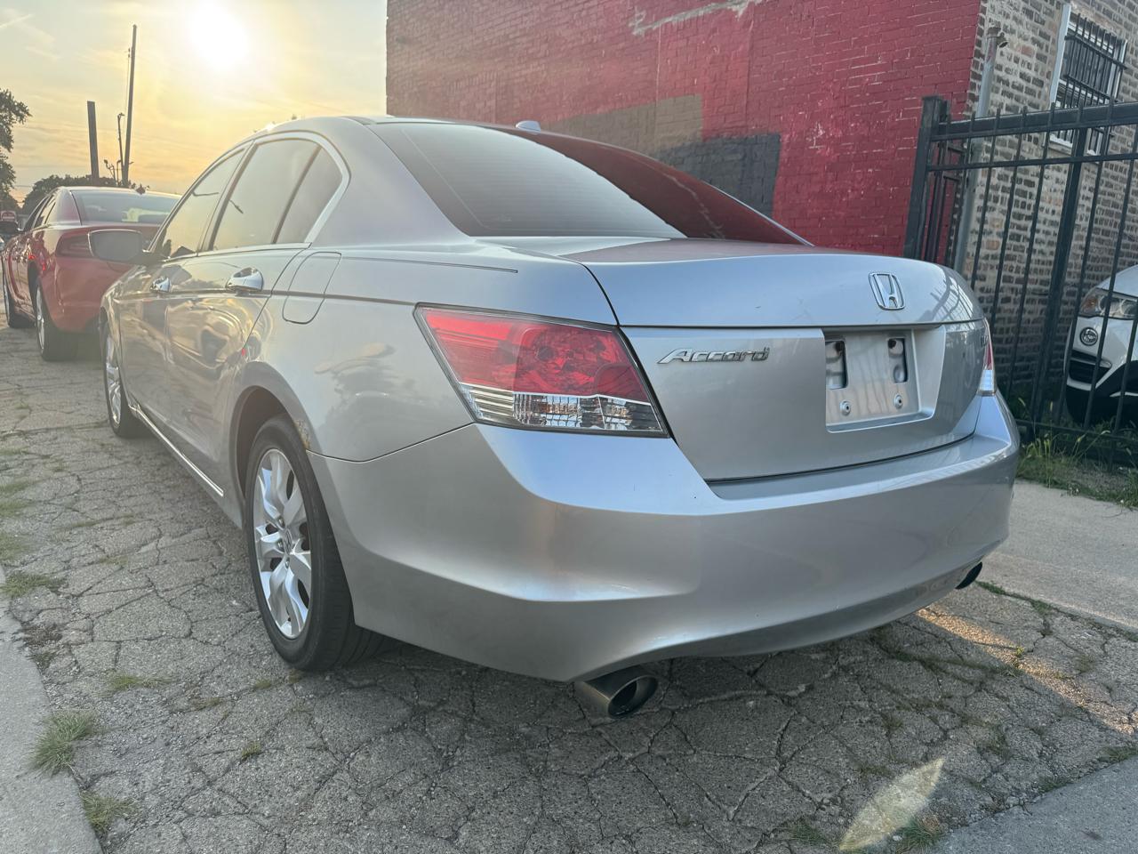 Honda Accord EX-L V-6 Sedan AT 2010