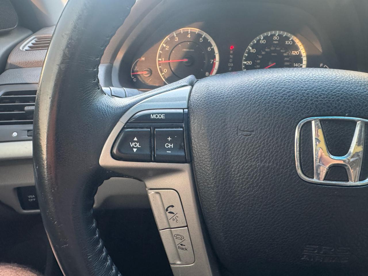 Honda Accord EX-L V-6 Sedan AT 2010