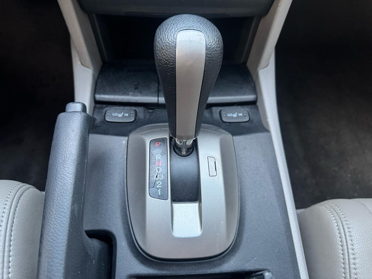 Honda Accord EX-L V-6 Sedan AT 2010