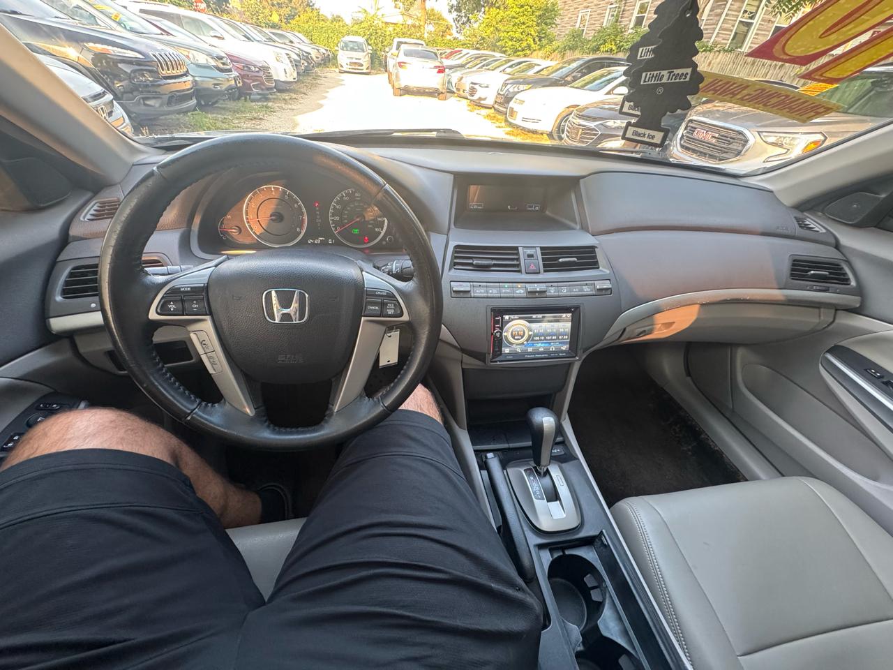 Honda Accord EX-L V-6 Sedan AT 2010