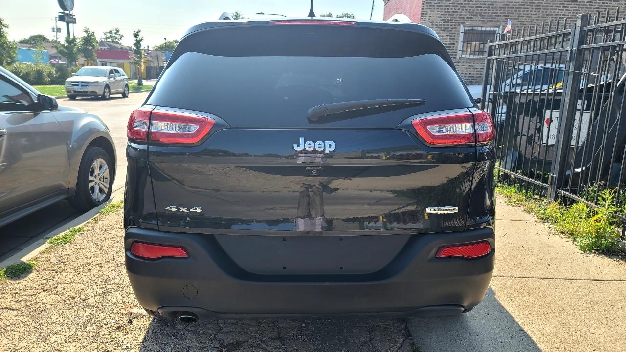 Jeep Cherokee Latitude 4WD 2016