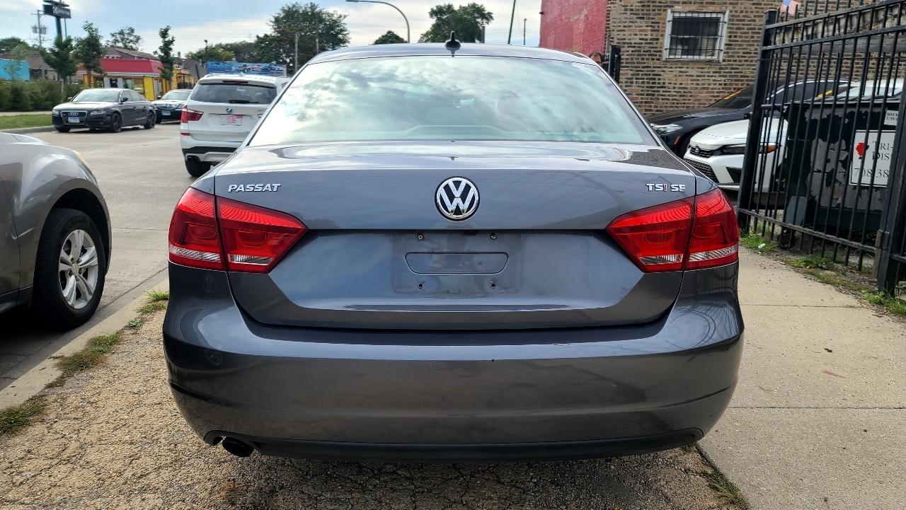 Volkswagen Passat 1.8T SE AT 2014