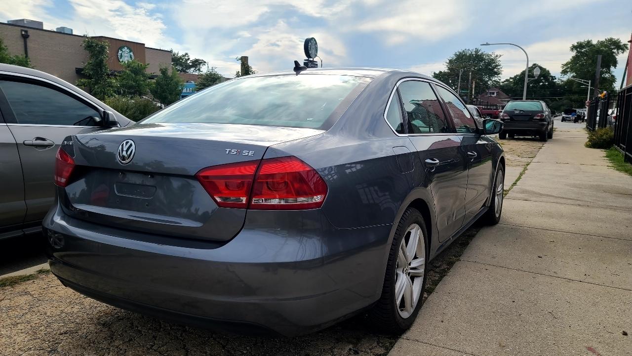 Volkswagen Passat 1.8T SE AT 2014