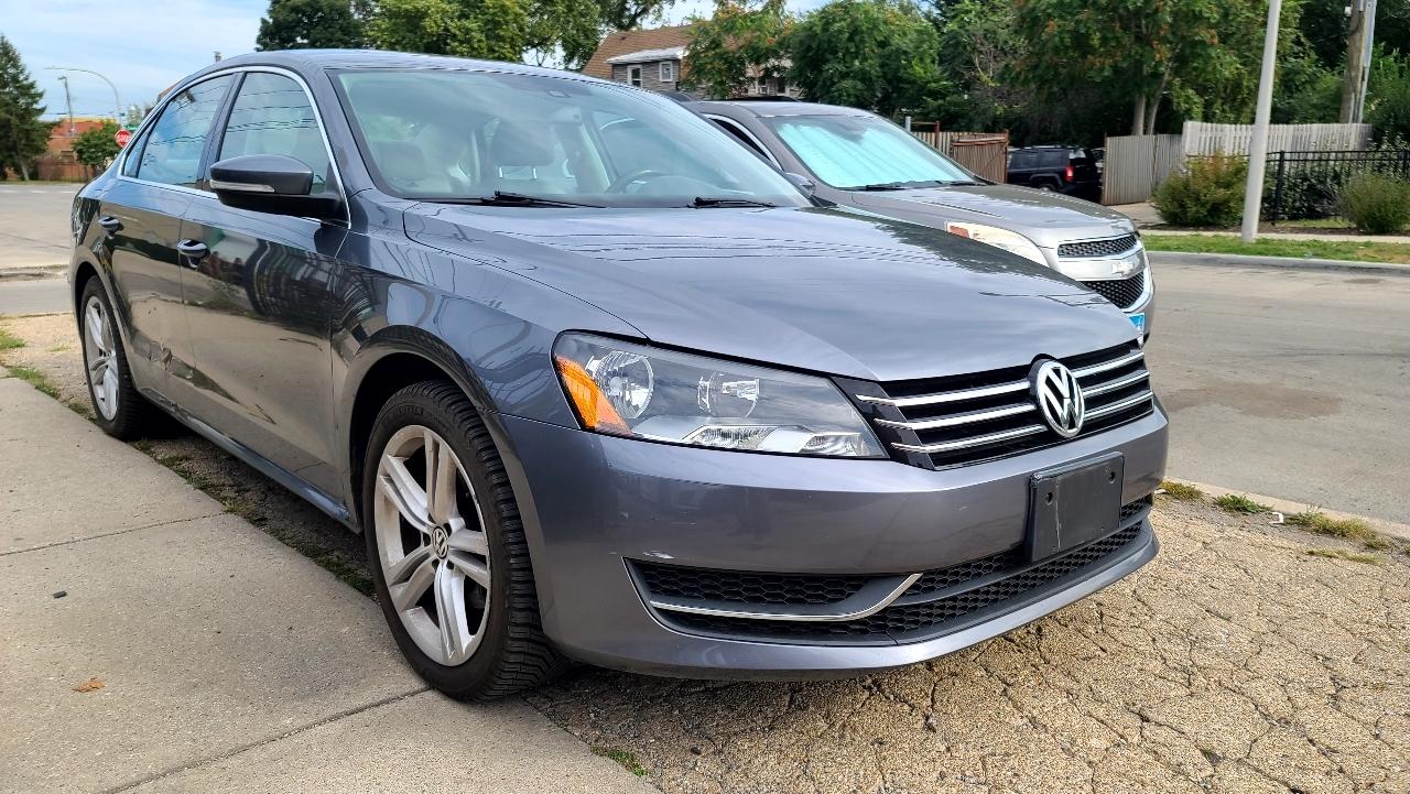 Volkswagen Passat 1.8T SE AT 2014