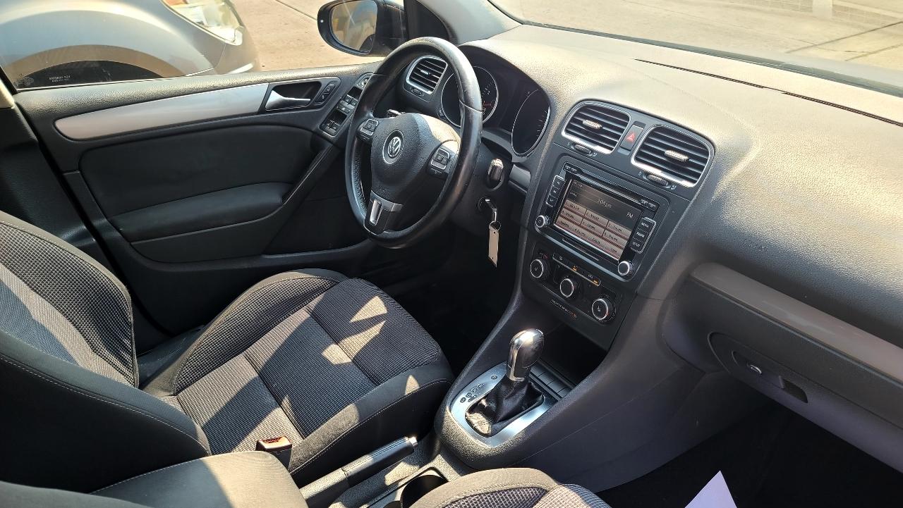 Volkswagen Golf 2.5L Conv & Sunroof 4 Door PZEV 2013