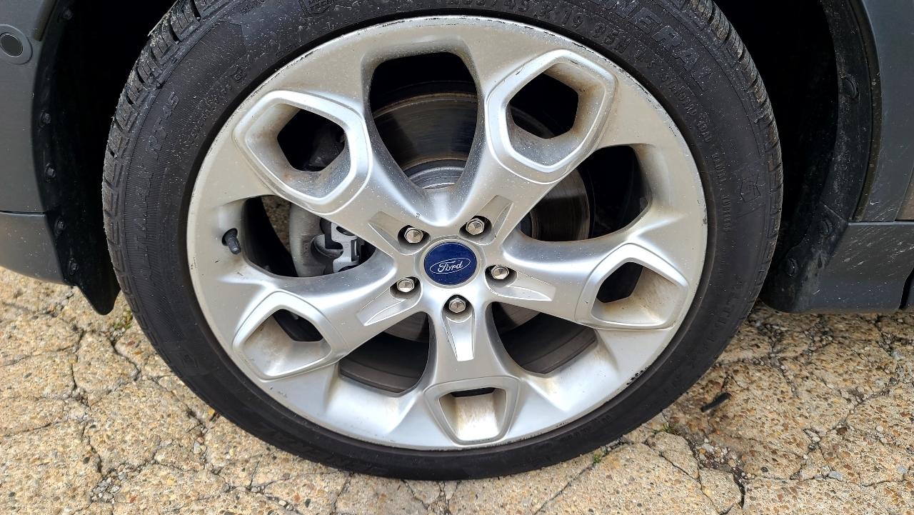 Ford Escape Titanium 4WD 2013