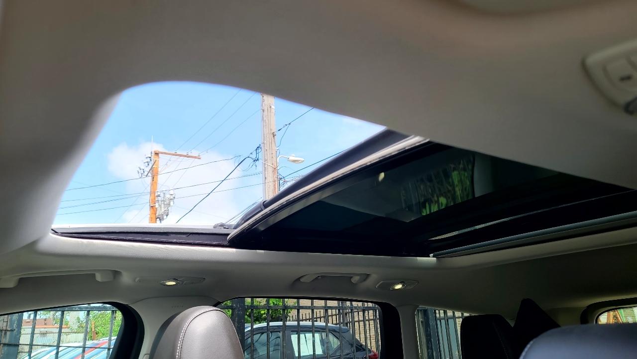 Ford Escape Titanium 4WD 2013