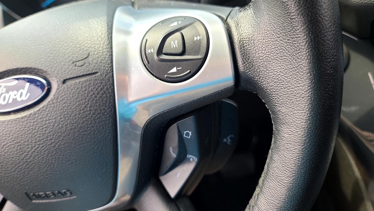 Ford Escape Titanium 4WD 2013