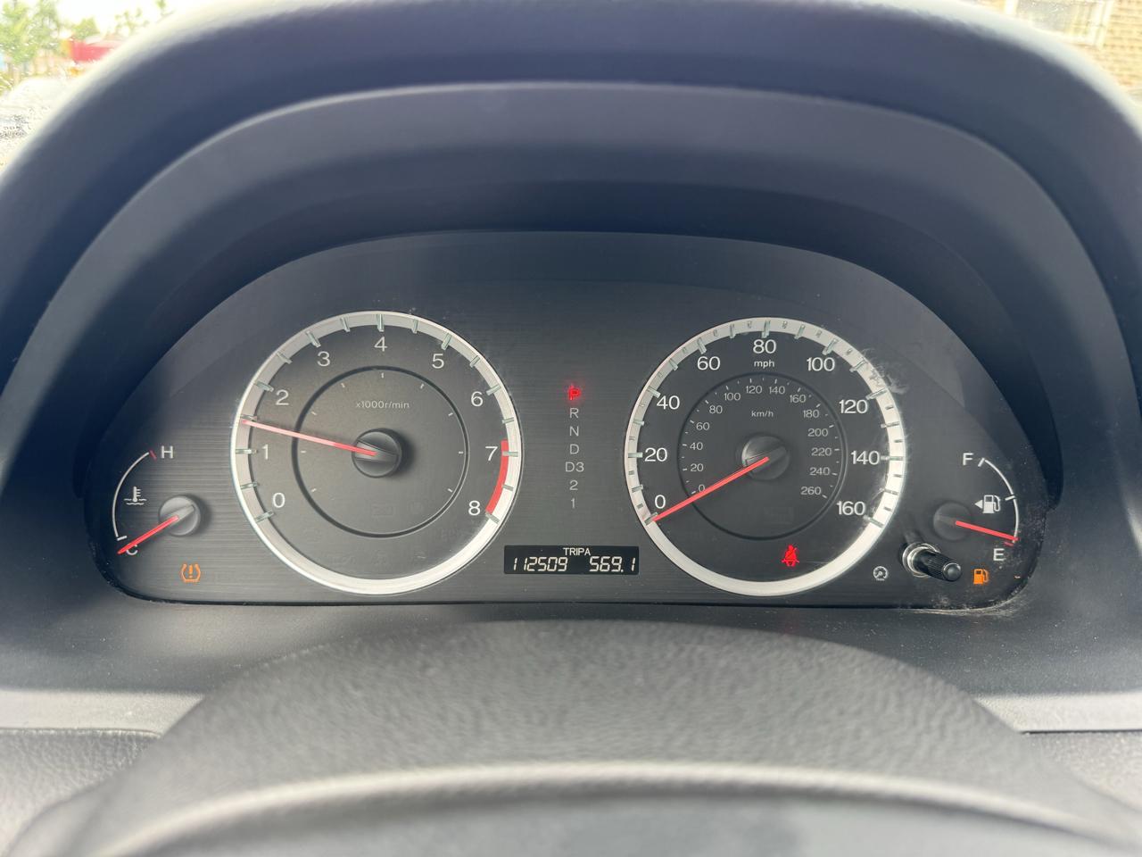 Honda Accord LX sedan AT 2012