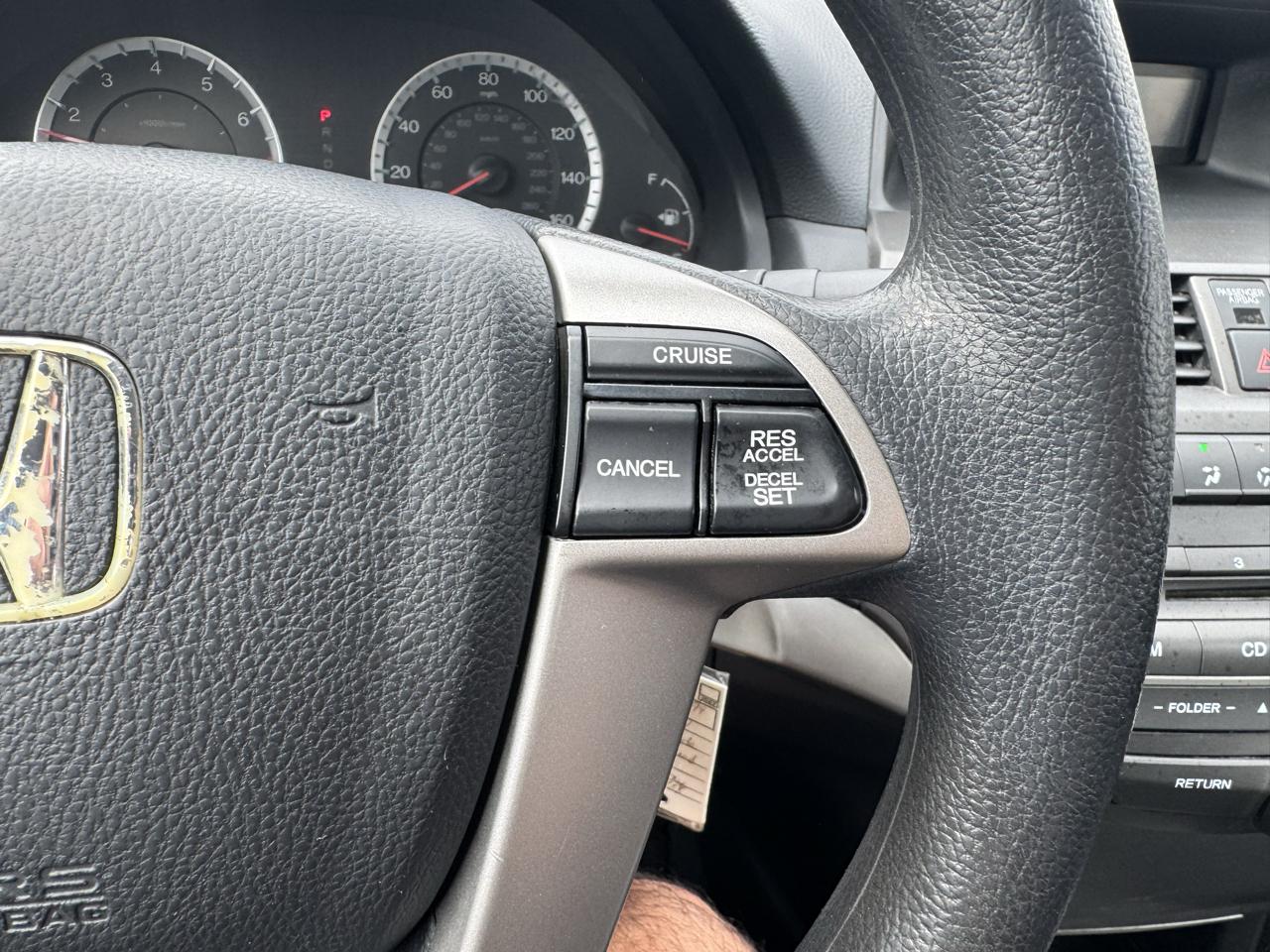 Honda Accord LX sedan AT 2012