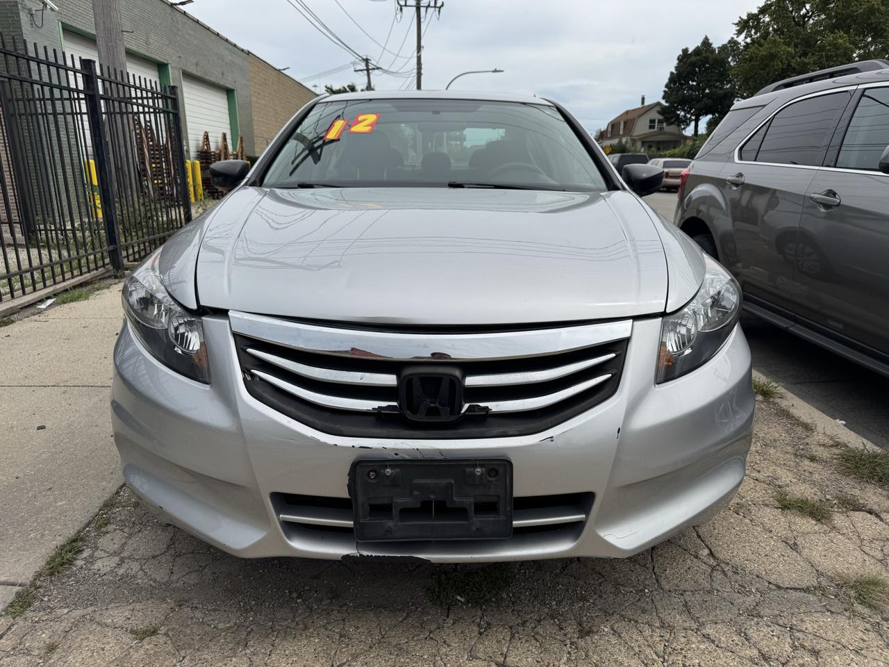 Honda Accord LX sedan AT 2012