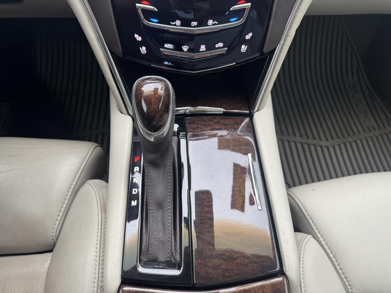 Cadillac XTS photo 17