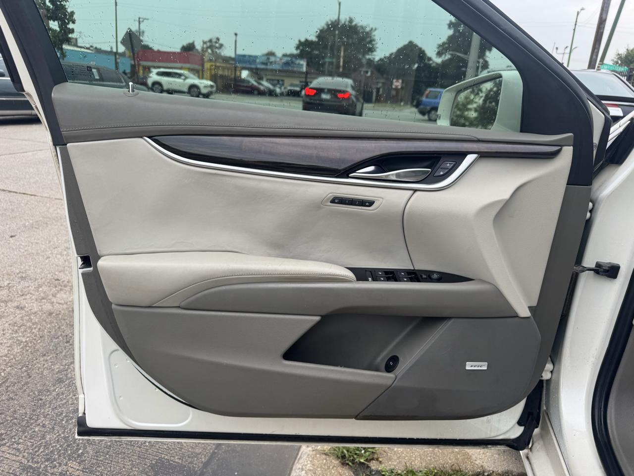 Cadillac XTS photo 20