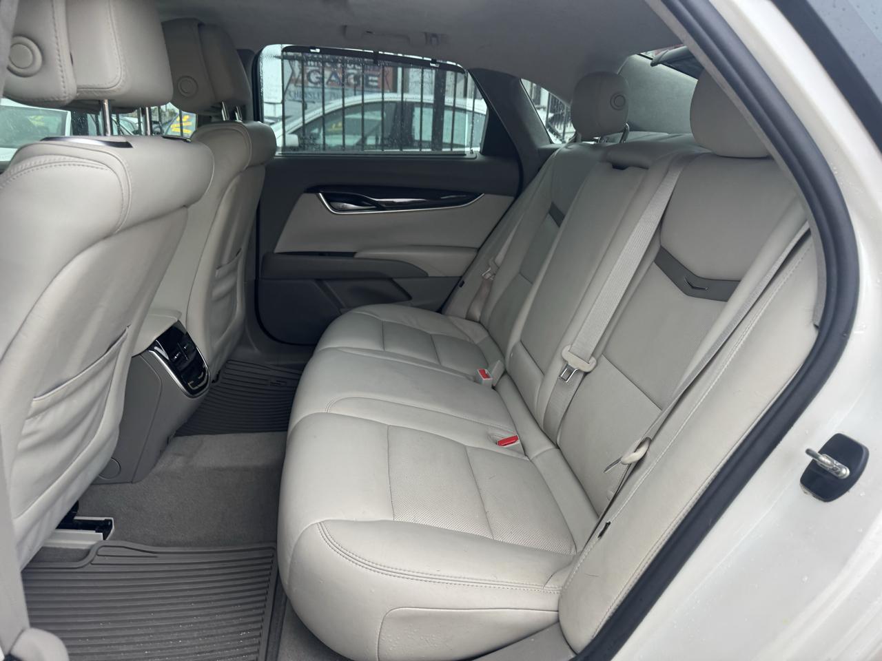Cadillac XTS photo 23