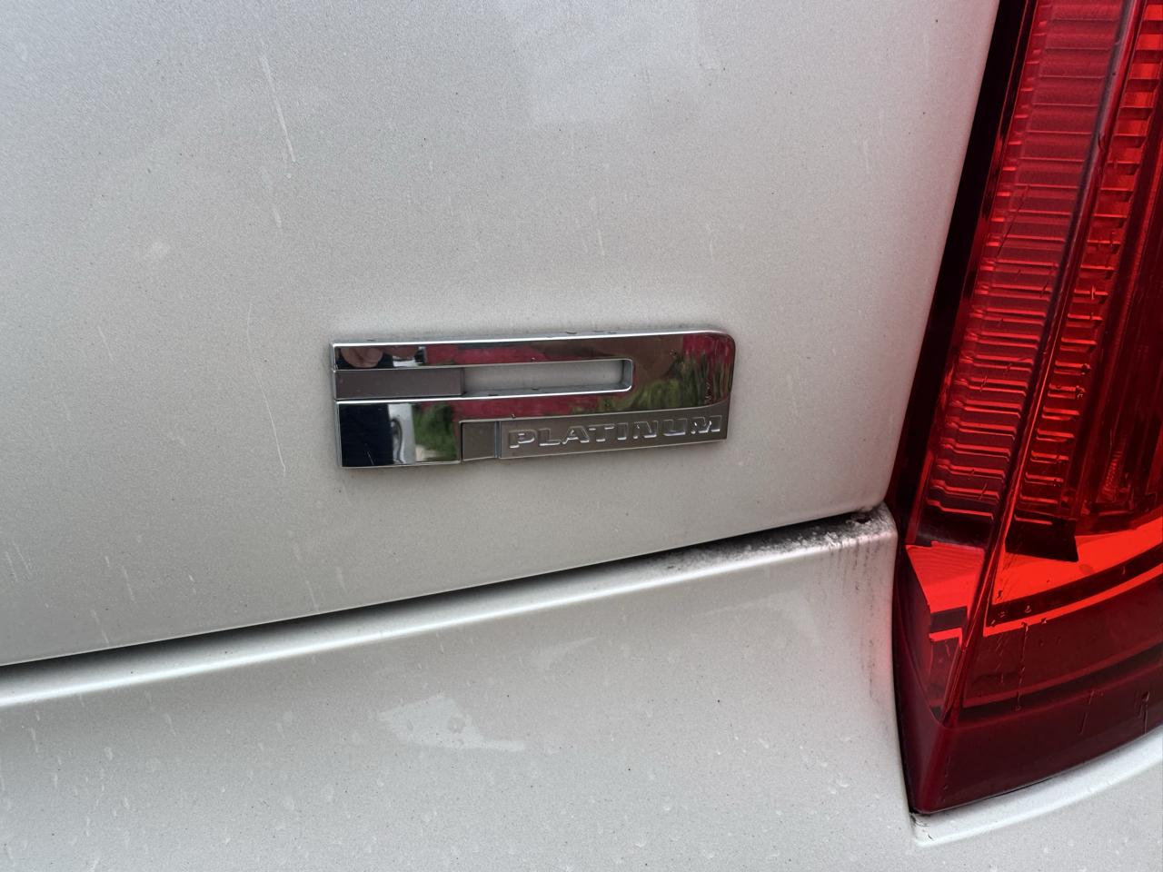 Cadillac XTS photo 29