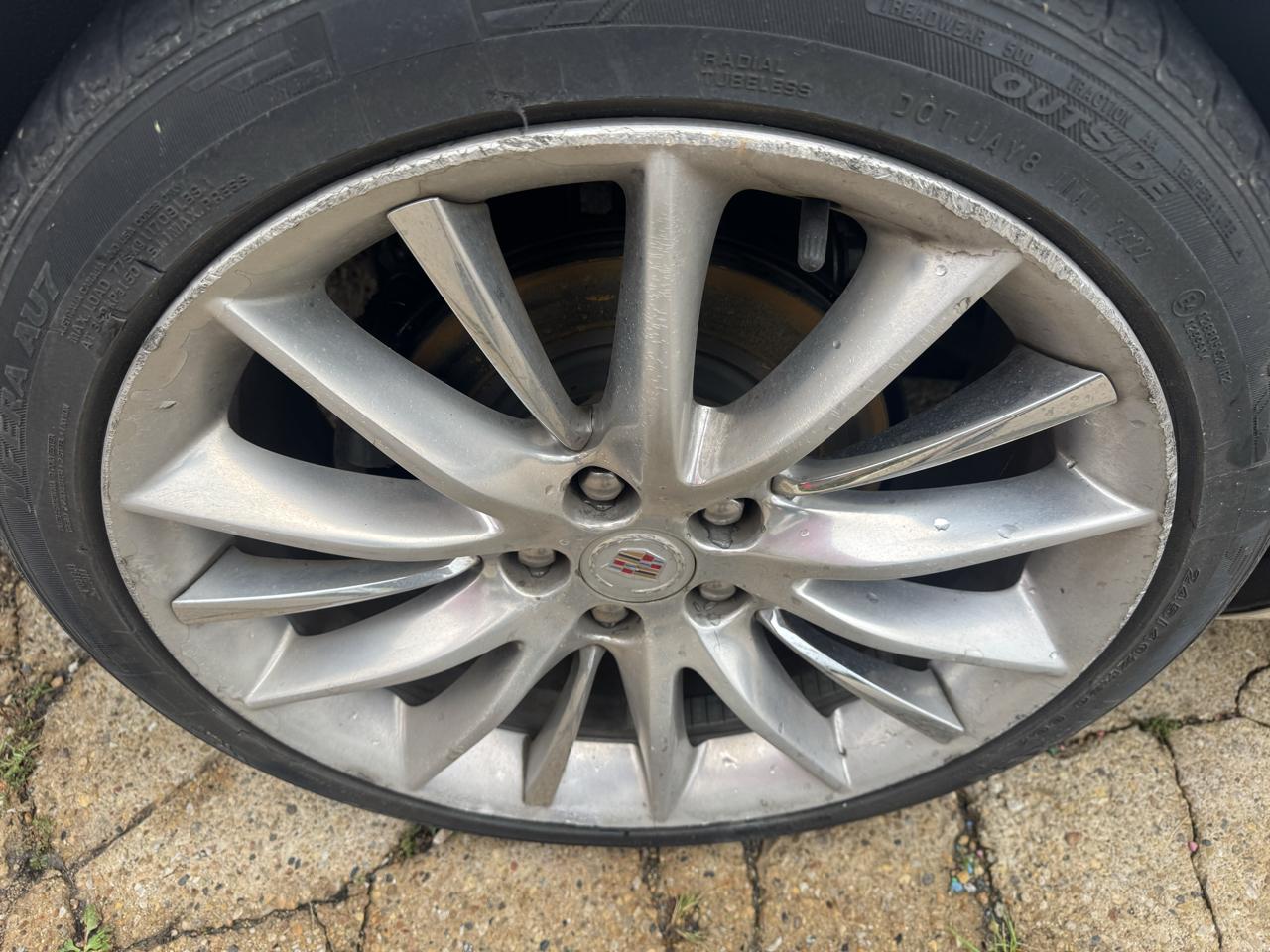 Cadillac XTS photo 32