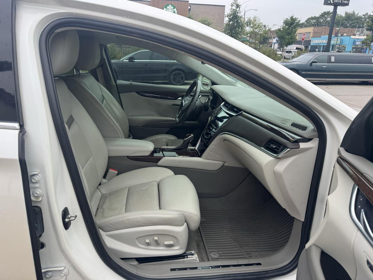 Cadillac XTS photo 25