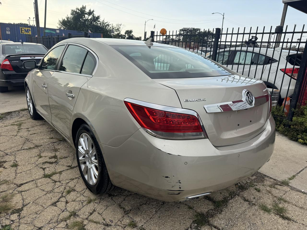 Buick LaCrosse Premium Package 2, w/Leather 2013