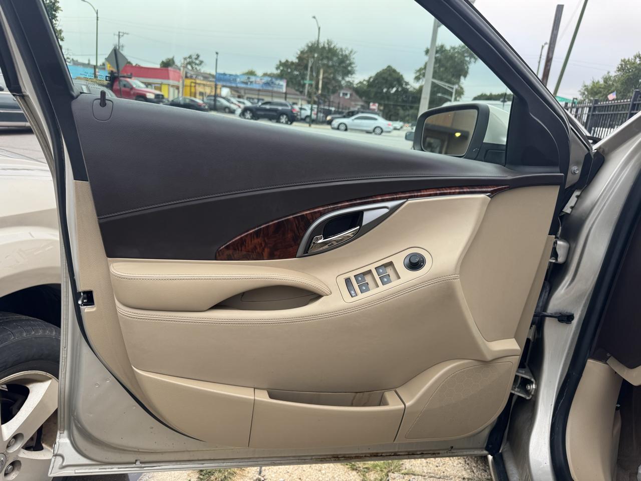 Buick LaCrosse Premium Package 2, w/Leather 2013