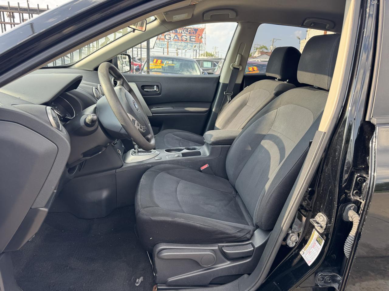 Nissan Rogue S AWD 2013