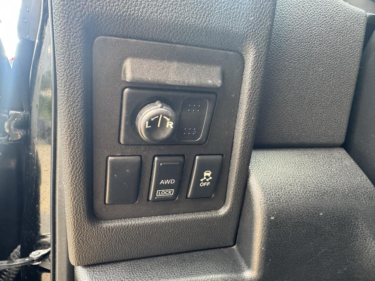 Nissan Rogue S AWD 2013