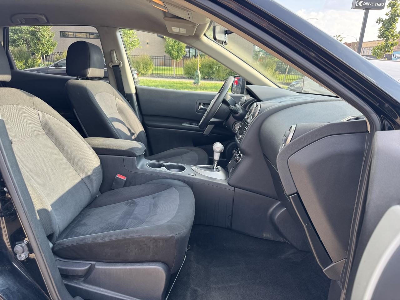 Nissan Rogue S AWD 2013