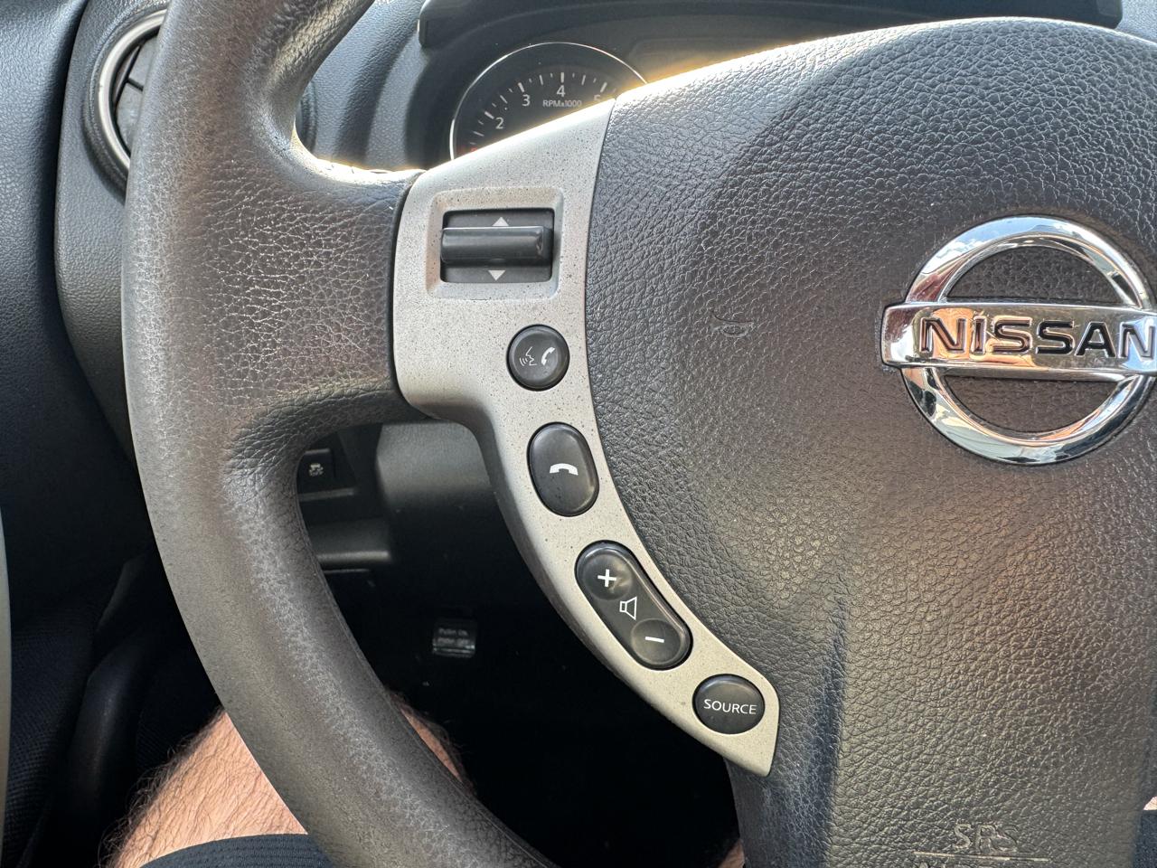 Nissan Rogue S AWD 2013