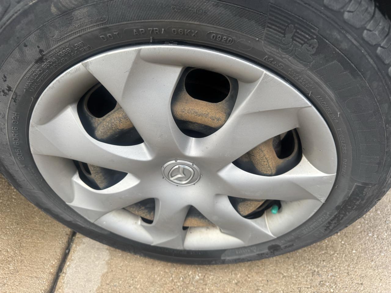 Mazda Mazda3 photo 31