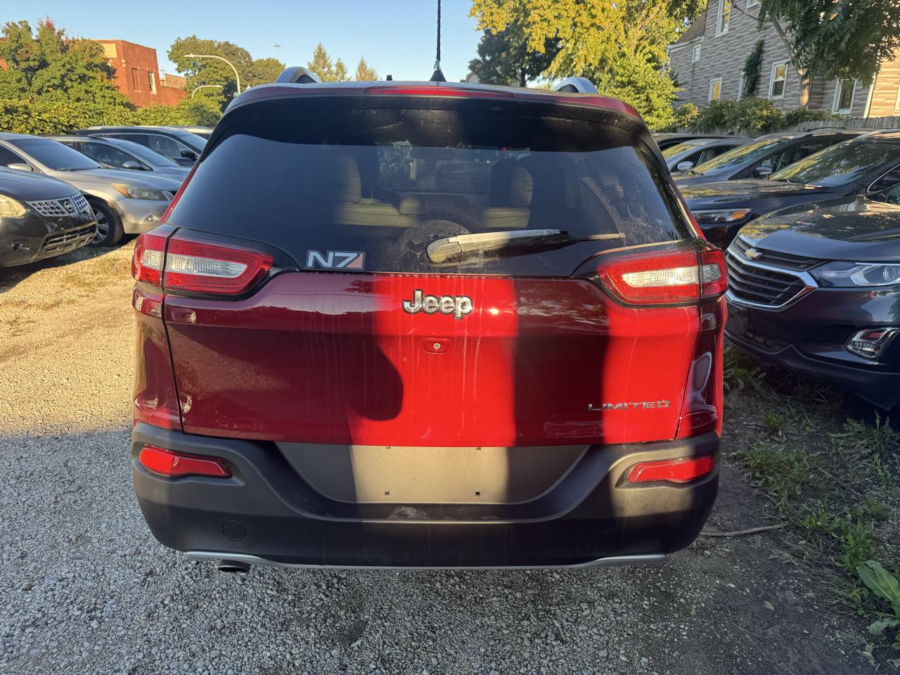 Jeep Cherokee photo 6