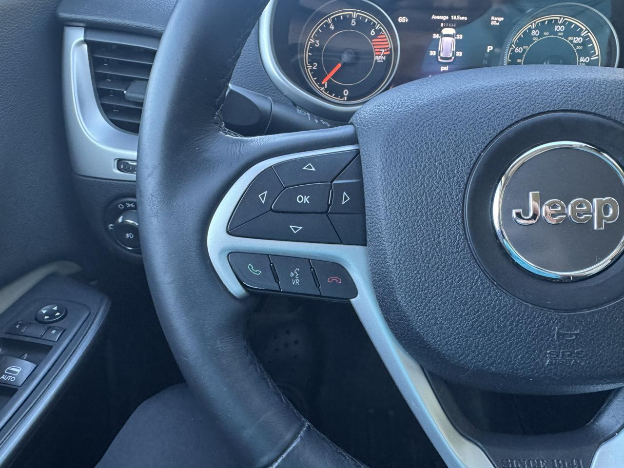 Jeep Cherokee photo 22