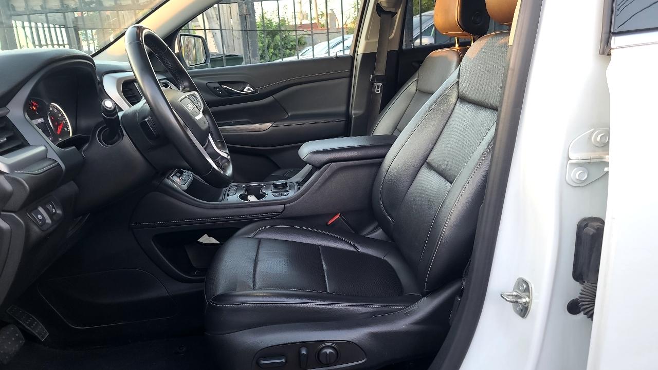 GMC Acadia SLT 2023