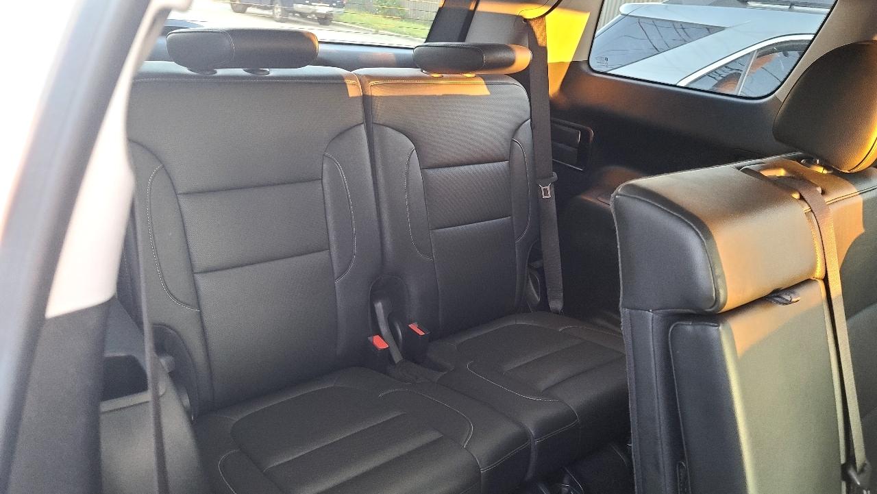 GMC Acadia SLT 2023