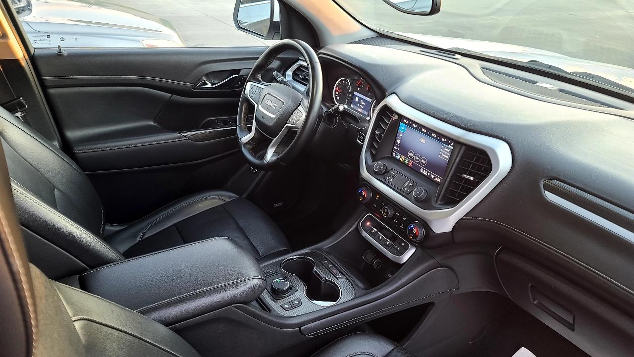 GMC Acadia SLT 2023