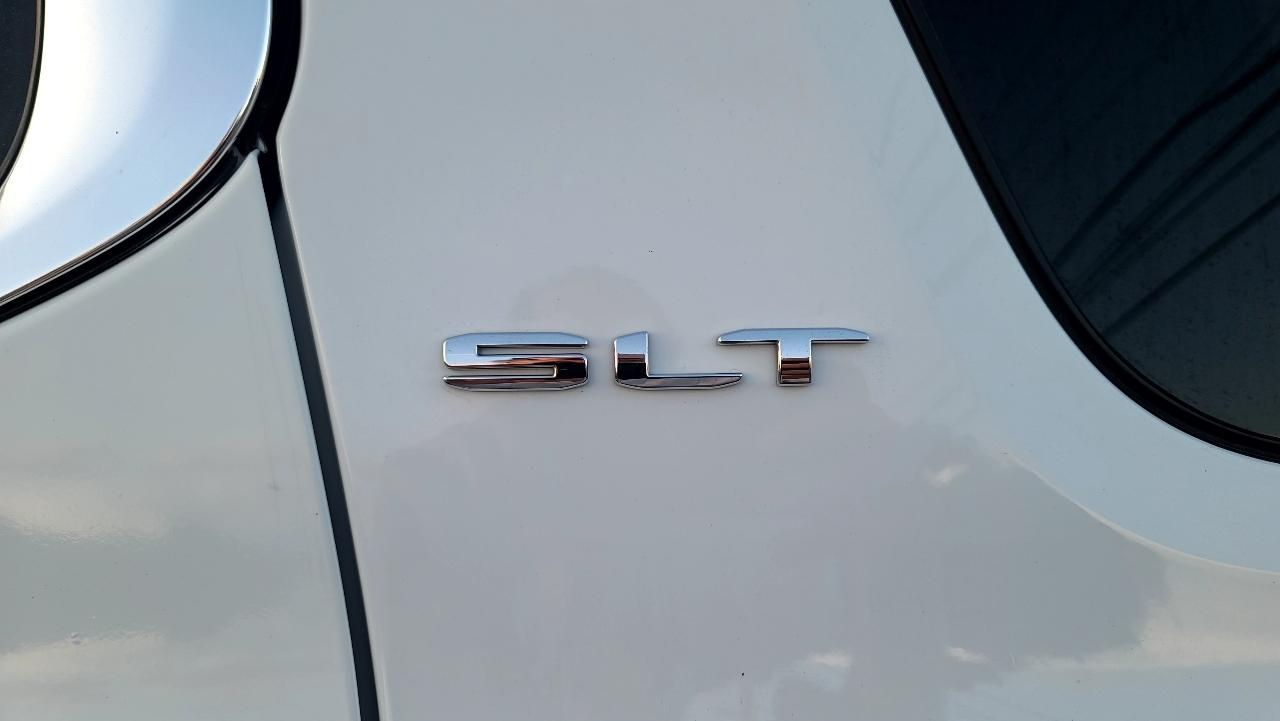 GMC Acadia SLT 2023