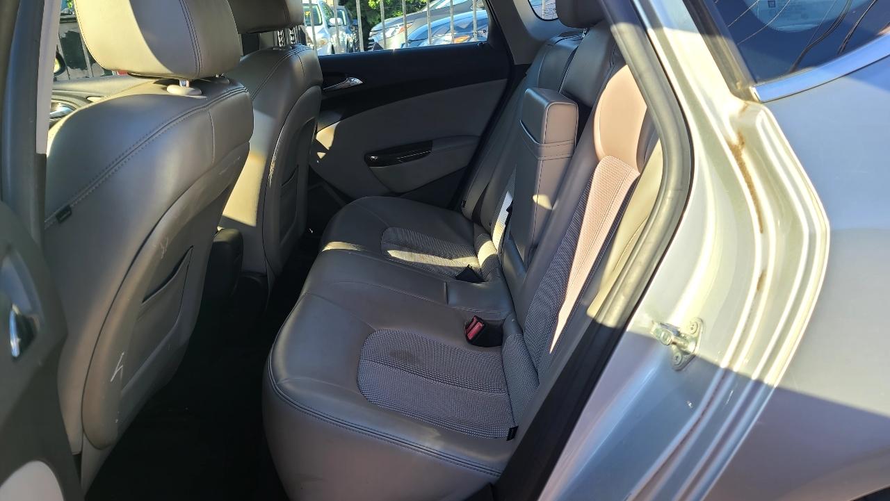 Buick Verano Base 2012
