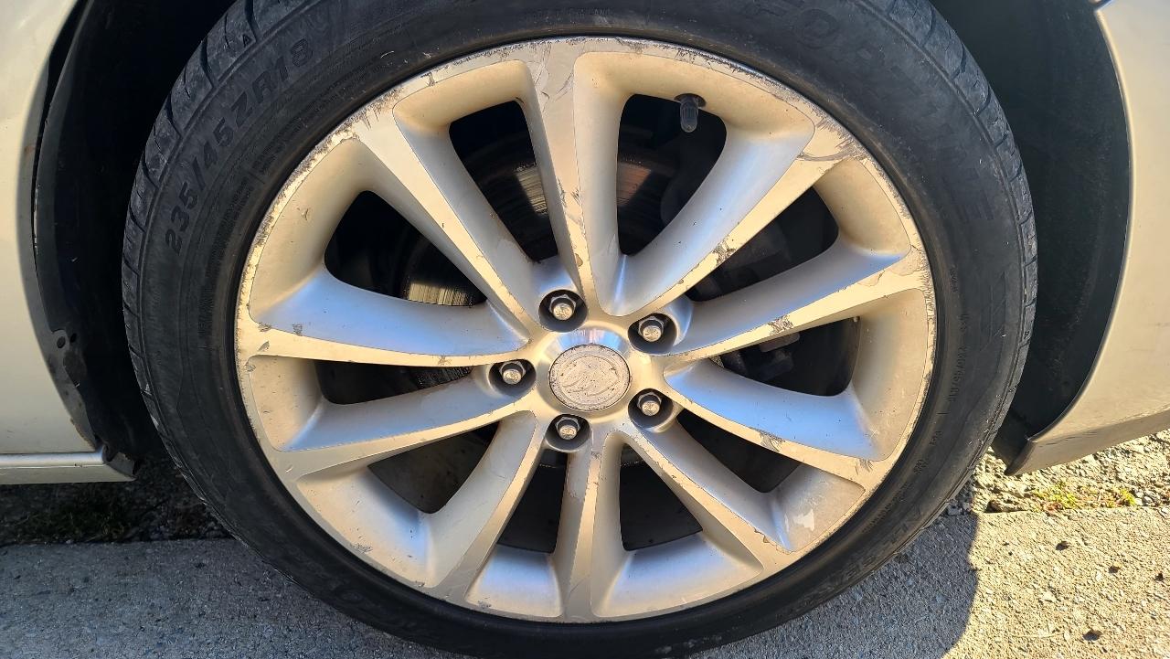 Buick Verano Base 2012