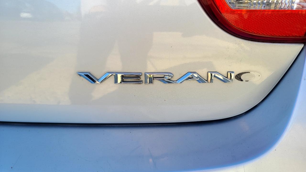 Buick Verano Base 2012