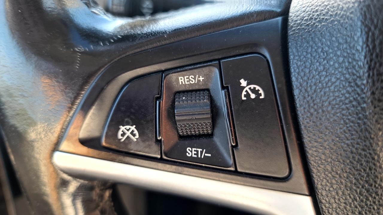 Buick Verano Base 2012