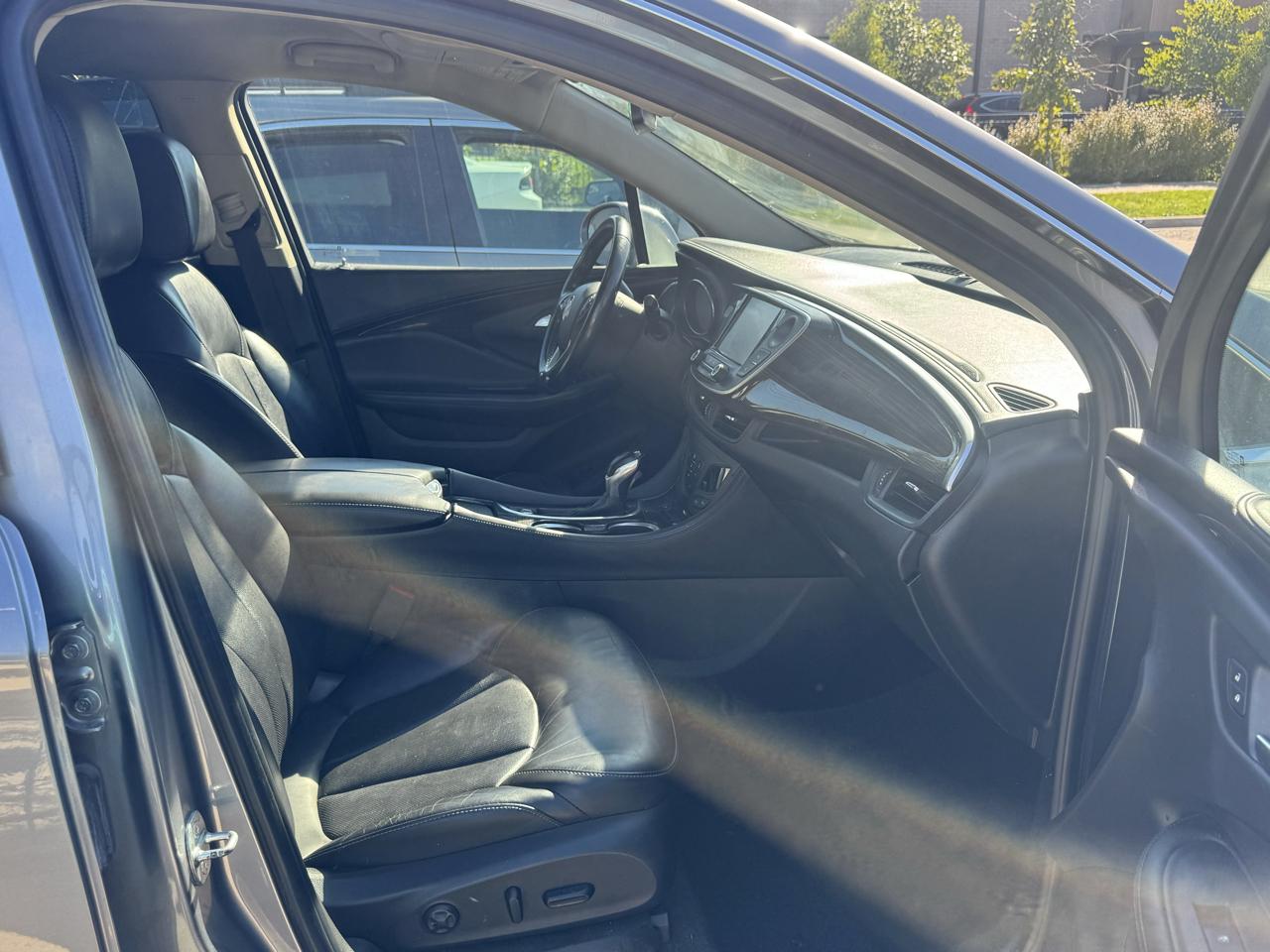 Buick Envision photo 24