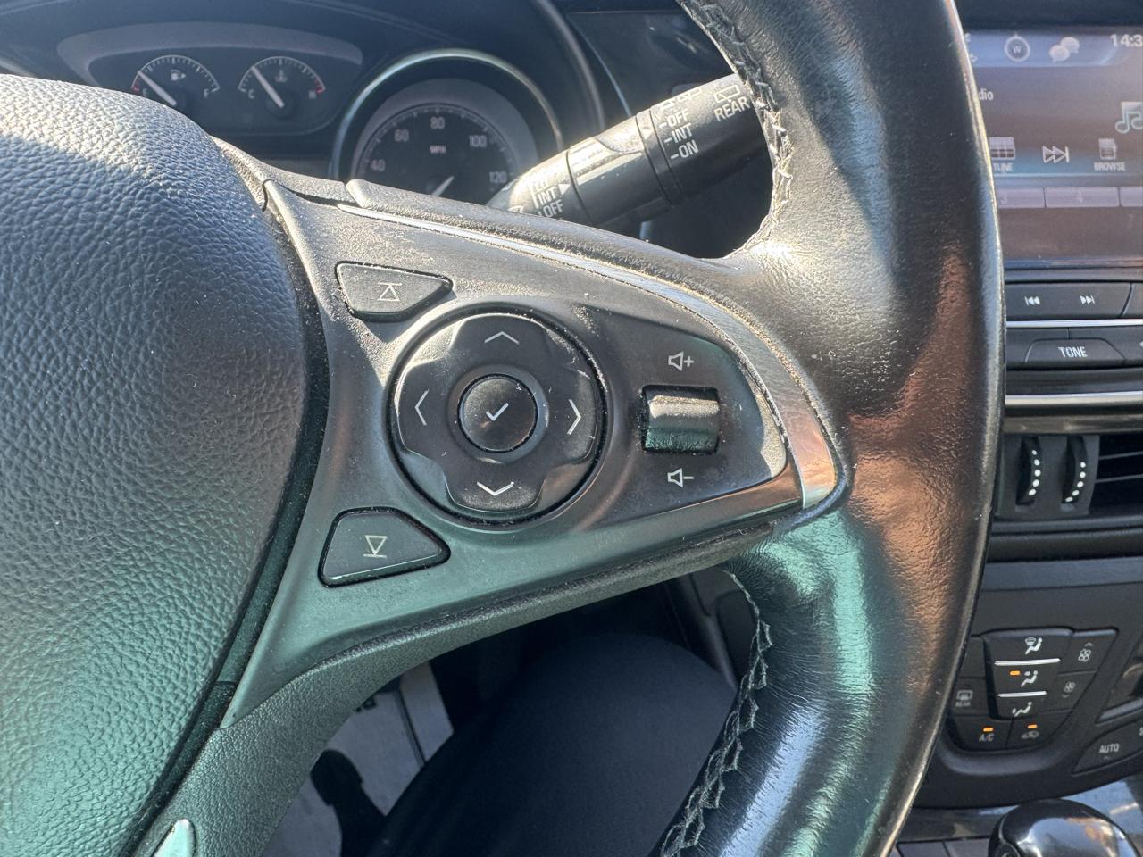 Buick Envision photo 21