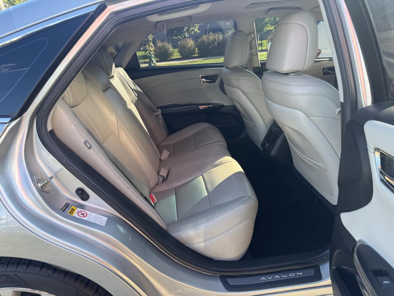 Toyota Avalon Limited 2015