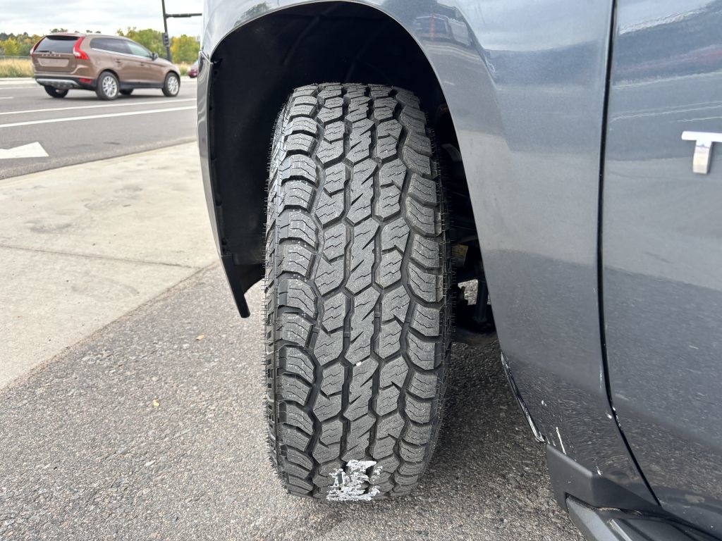 Chevrolet Tahoe 4WD 4dr LT 2020