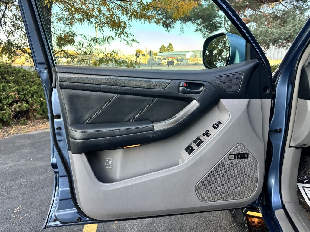 Toyota 4Runner 4dr Limited V6 Auto 4WD (Natl) 2005
